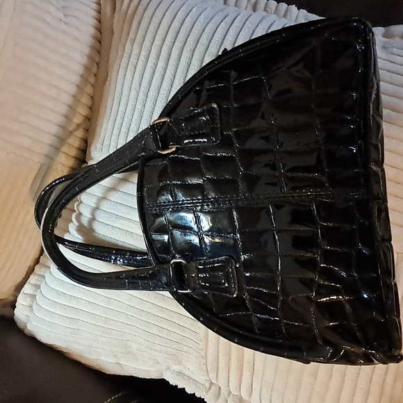 Liz Claiborne Handbag Black Faux Alligator Leather - Picture 2 of 8